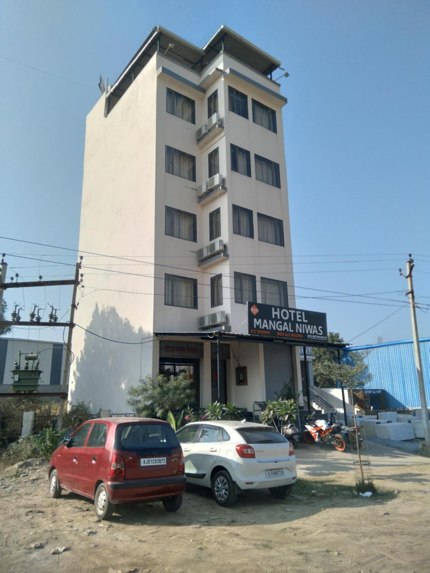 Hotel Mangal Niwas Udaipur Luaran gambar